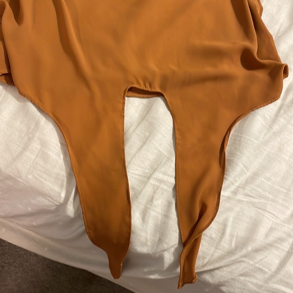 SHEIN - Camel Sheer Tie Short Sleeve Blouse - Small - Picture 4 of 7